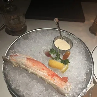 Chilled Alaskan King Crab