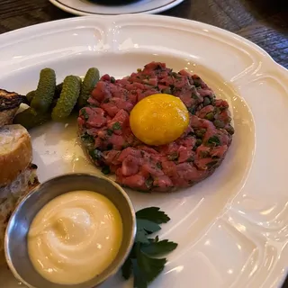 Steak Tartare*