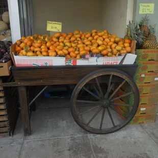 tangerines on cart