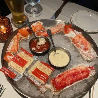 Chilled Alaskan King Crab