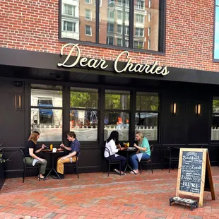 Outdoor seating | Dog-Friendly