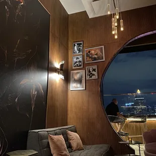 Lounge on 40th Floor