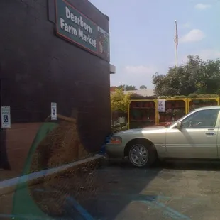 a car parked in front of a building