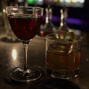 Left- non alcoholic with a slight hint of chocolate, delicious.