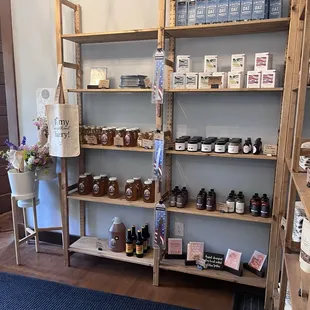 Cute little shop in the entry