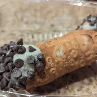 Cannoli