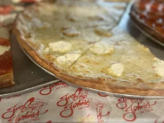 Joe & John's Pizzeria