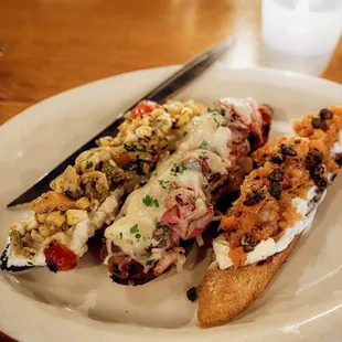 Bruschetta trio