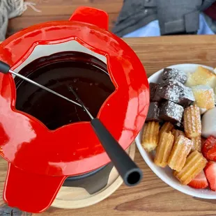 Chocolate fondue