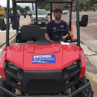 Its Riverfest time again! The first person each day to take a selfie with Dave will receive a $10 food court voucher! #officialpowersponsor