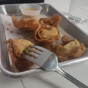 Cheeseburger wontons.