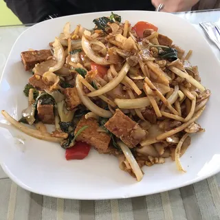 Drunken Noodle (Pad Kee Mao)