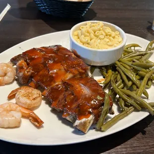 Rib and shrimp combo with jalapeno Mac and cheese and green beans