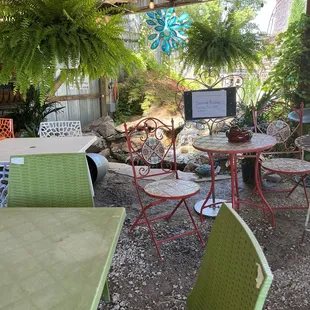 Dee-sign Landscaping & Garden Shop