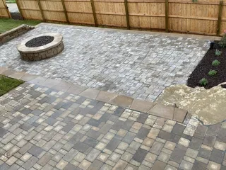 L-Mgt Landscaping & Lawn