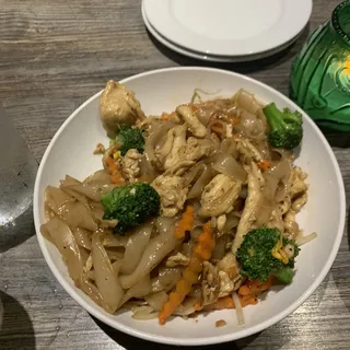 Pad See You Bowl Dinner