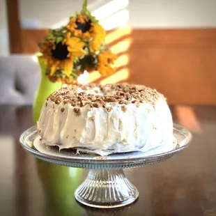 A beautiful chocolate pound cake, both in appearance and in flavor