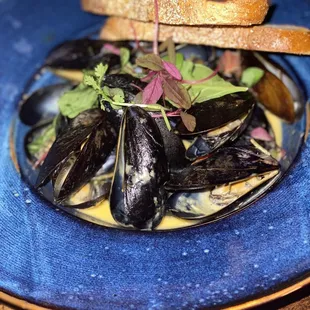 Mussels/ magical dining 9/10
