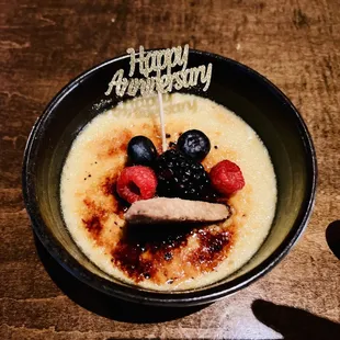 a happy anniversary cake