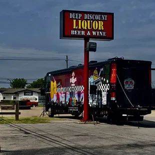 Deep Discount Wine & Liquor