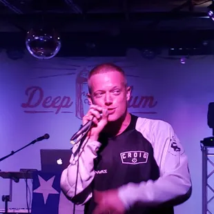 Four Fists. This is my new favorite venue.