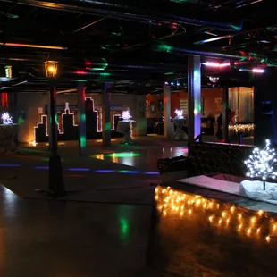 Create themed parties for proms, birthdays, fundraisers and more!