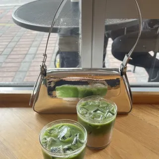 Oreo Cookie M*lk Matcha