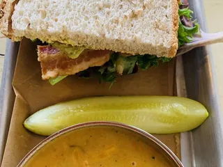 Strayhouse Kitchen + Coffee