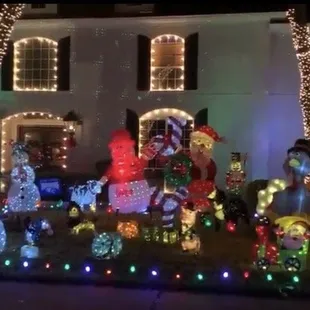 Deerfield Christmas Lights in Plano Texas