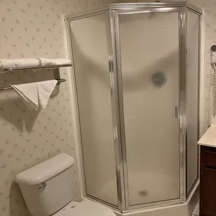 Cool bathroom.