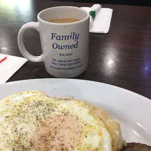 I like fried eggs with excessive pepper, so good!