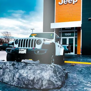 Jeep Gladiator On The Rock!