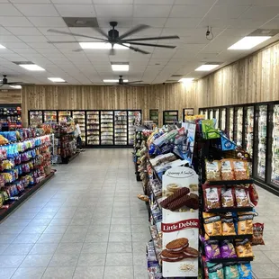 Dees Oil Company 76 Travel Center