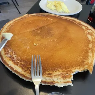 Pancake the size of a pizza at DeEtte's Dream Diner