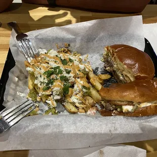 Hatch burger w/green chili fries!!