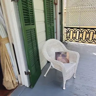 Porch where Degas painted his cousin.