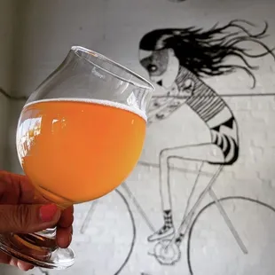 Borrowed this great photo from someone else, showing off the great art and great beer.