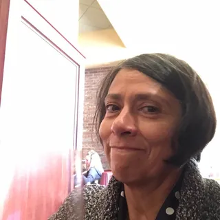 Gabriela D.