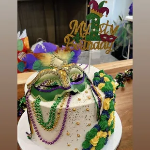 a mardi gras cake