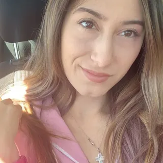 Victoria C.