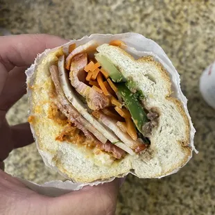 Banh mi dac biet