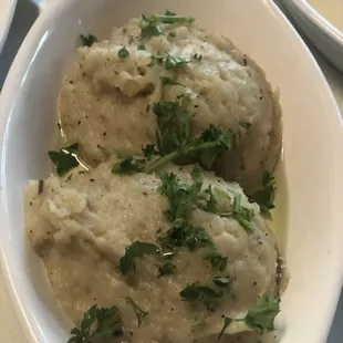 Supposed Mash Potatoes (Swimming in Butter)