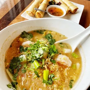 A phenomenal bowl of Thai sukiyaki soup (Suki Nam, ) - highly recommended. Tangy, spicy, sweet.