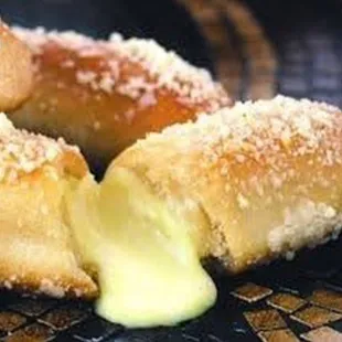 Cheesy bread sticks