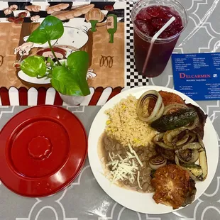 Carne asada en encebollada.
