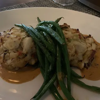 Del's Jumbo Lump Crab Cakes