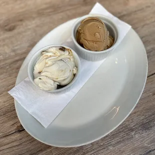 Gelato: Banana caramel and espresso (SO yummy!)