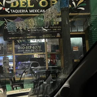 They need update their hours on Yelp! Smh . Says open on Yelp. Here now and it's closed.