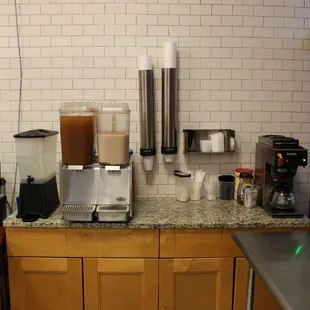 Fresh coffee, tamarindo, and horchata always available!