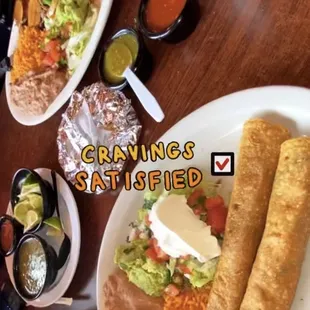 25. Flautas de Pollo